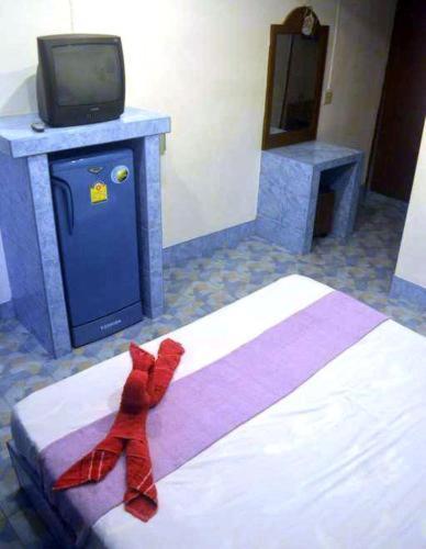 Oyo 851 On Hill Residence Patong Екстериор снимка