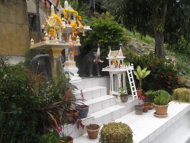 Oyo 851 On Hill Residence Patong Екстериор снимка